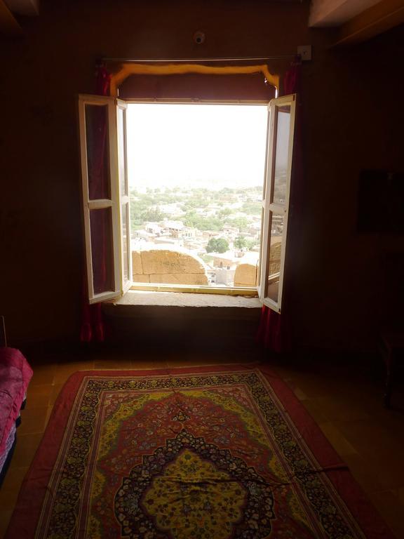 Mud Mirror Guesthouse ジャイサルメール エクステリア 写真