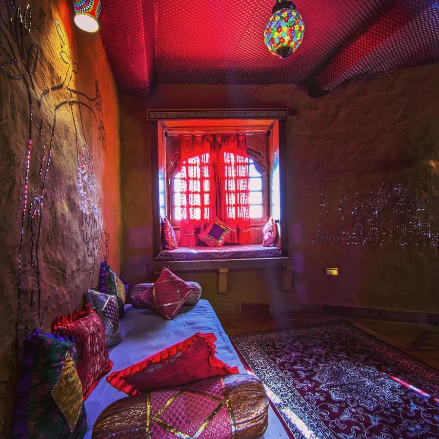 Mud Mirror Guesthouse ジャイサルメール エクステリア 写真