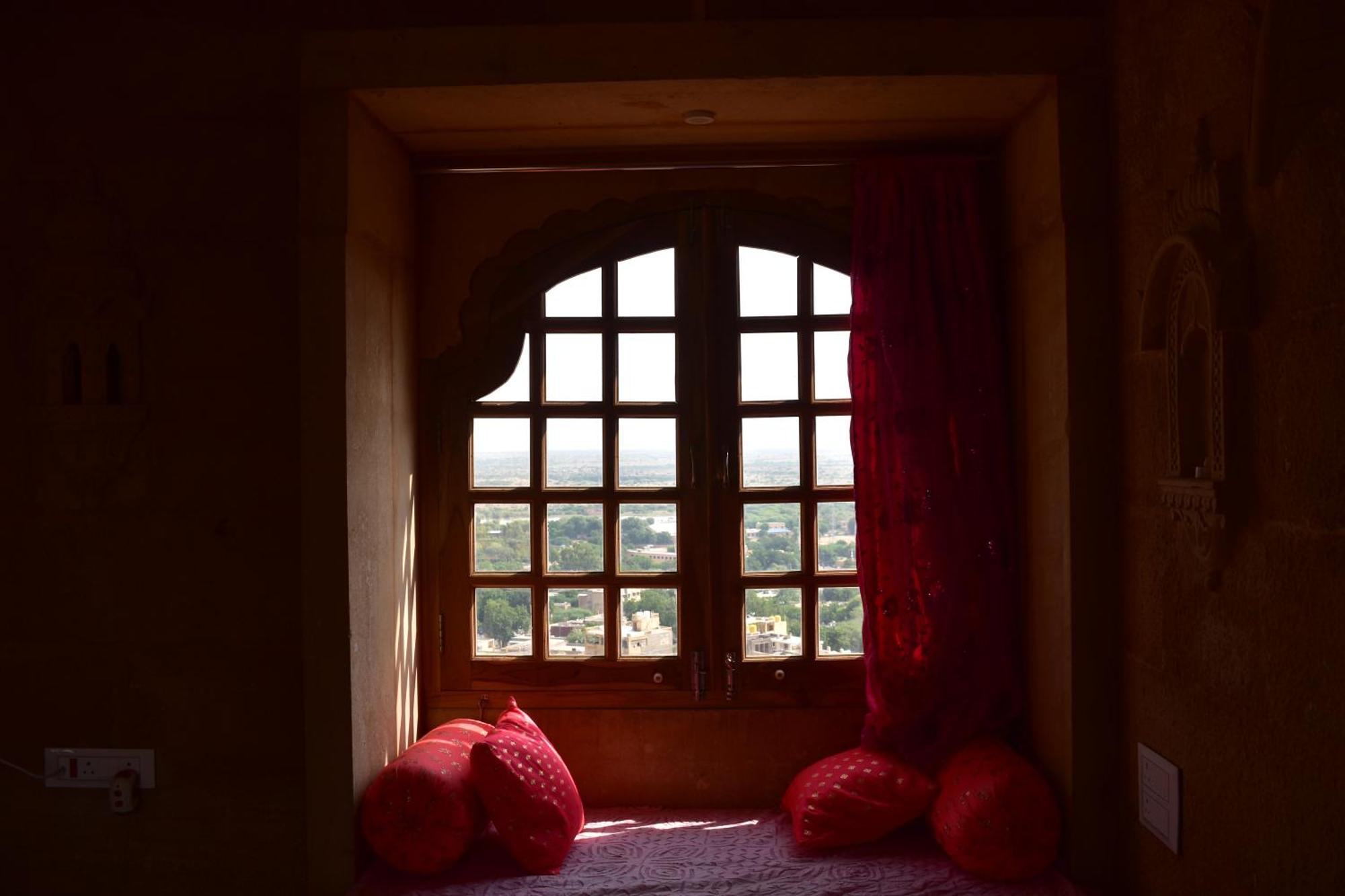 Mud Mirror Guesthouse ジャイサルメール エクステリア 写真