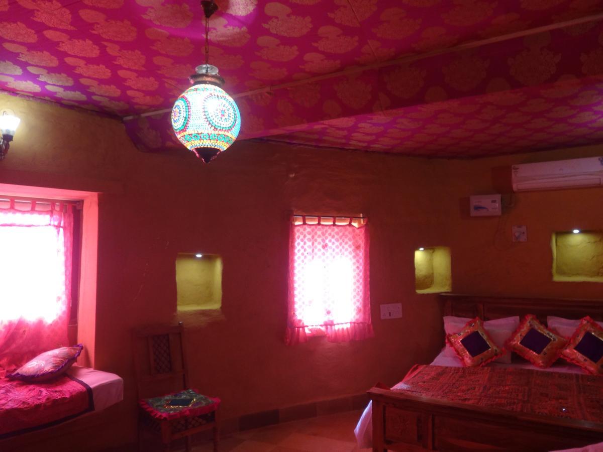 Mud Mirror Guesthouse ジャイサルメール エクステリア 写真