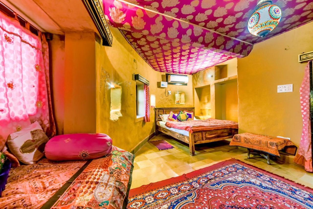 Mud Mirror Guesthouse ジャイサルメール エクステリア 写真