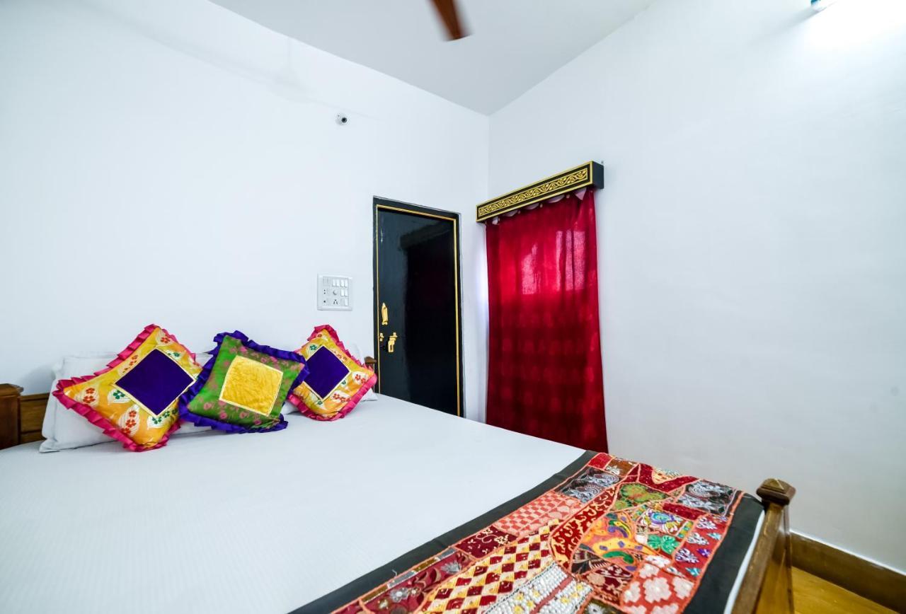 Mud Mirror Guesthouse ジャイサルメール エクステリア 写真